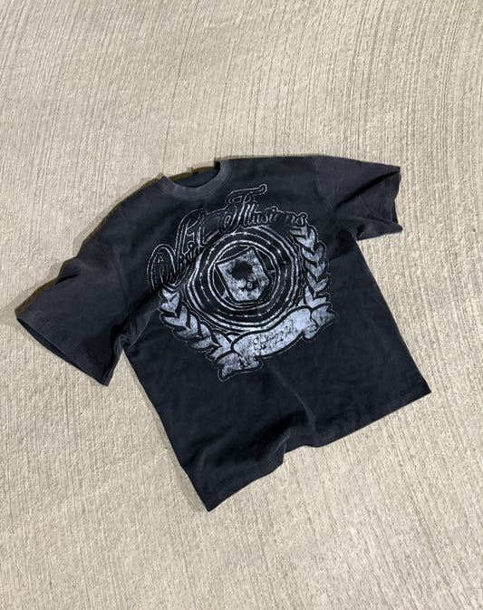“University” t shirt